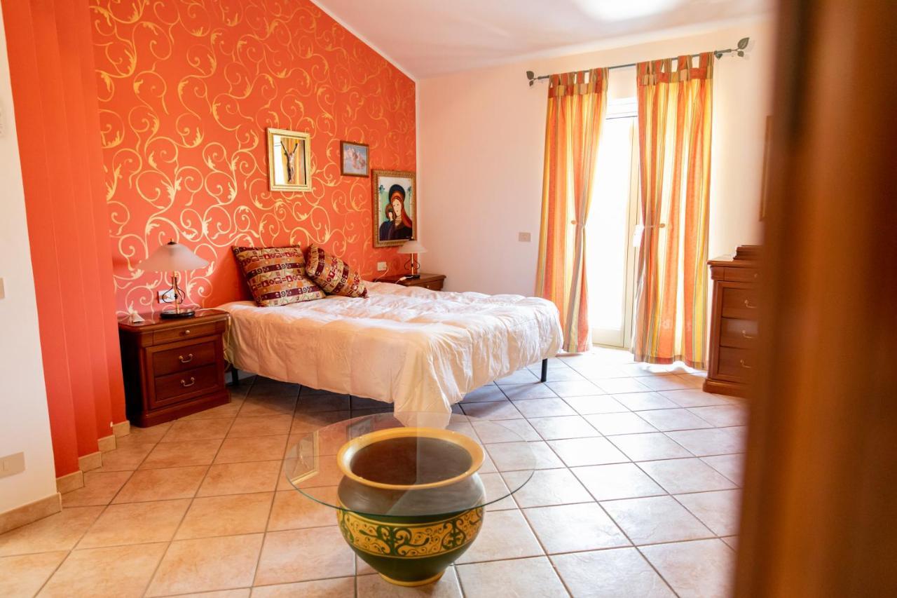 Lo Zio Michele Apartments Nuova Gibellina Exterior foto